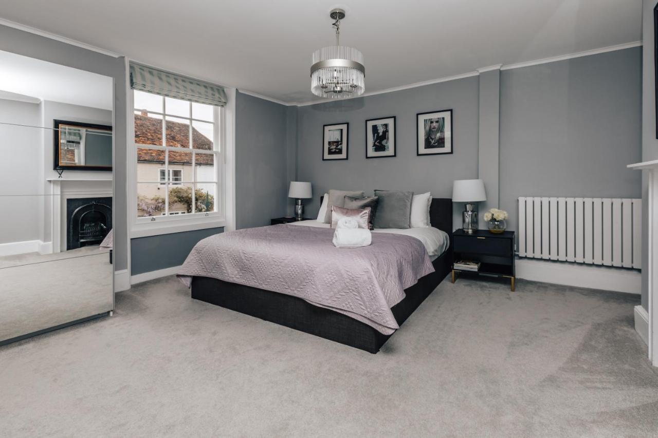 The Mulberry Villa Henley-on-Thames Bagian luar foto